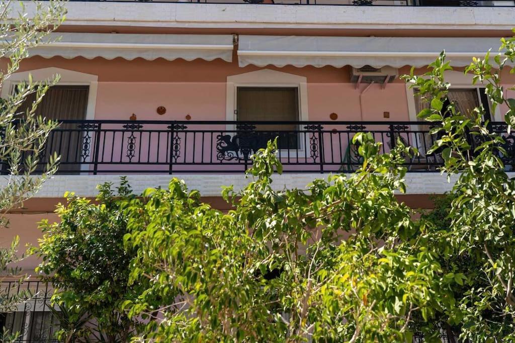 Angela Stylist House Lägenhet Pireus Exteriör bild