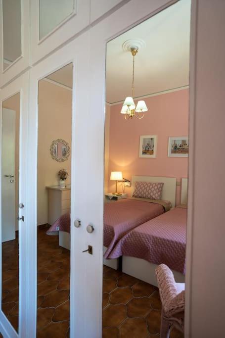 Angela Stylist House Lägenhet Pireus Exteriör bild